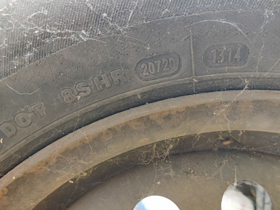 Гуми с джанти 14 цола