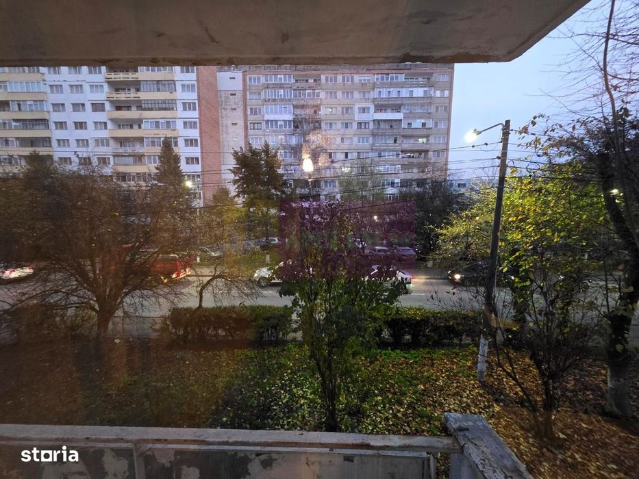 Apartament cu 3 camere de vanzare in Campina - Zona Liceul Energetic