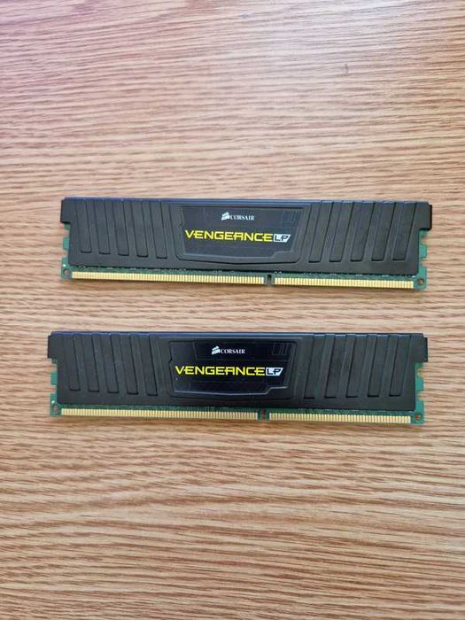 RAM Corsair Vengeance 2x4GB 1600MHz