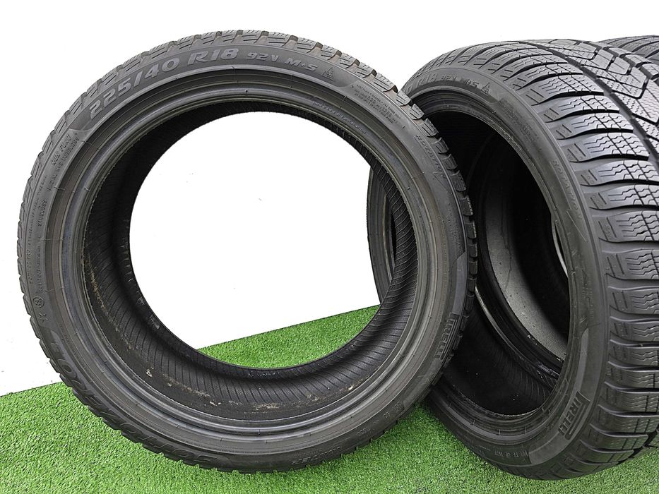 4бр. 225/40/18 PIRELLI Winter Sotozero 3- зимни