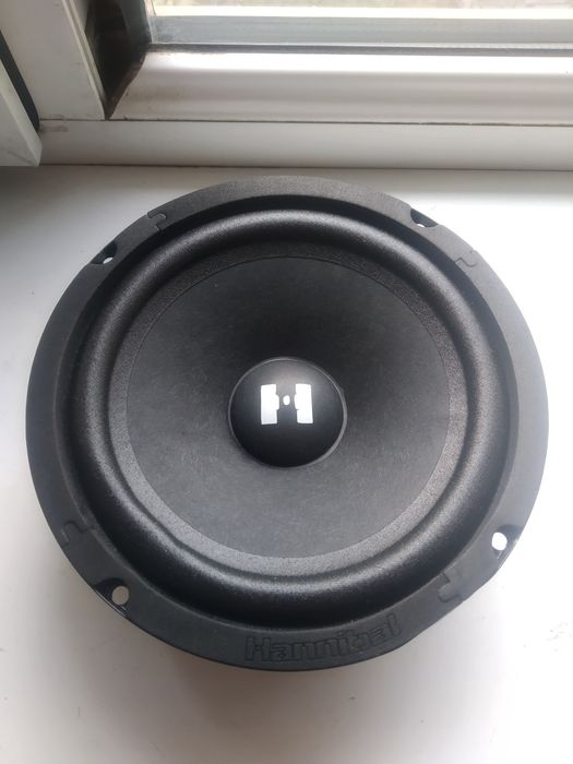 Midbass hanibal hm-60