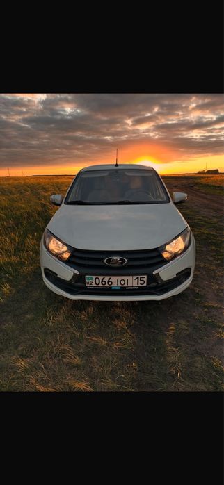 Lada granta лифтбек