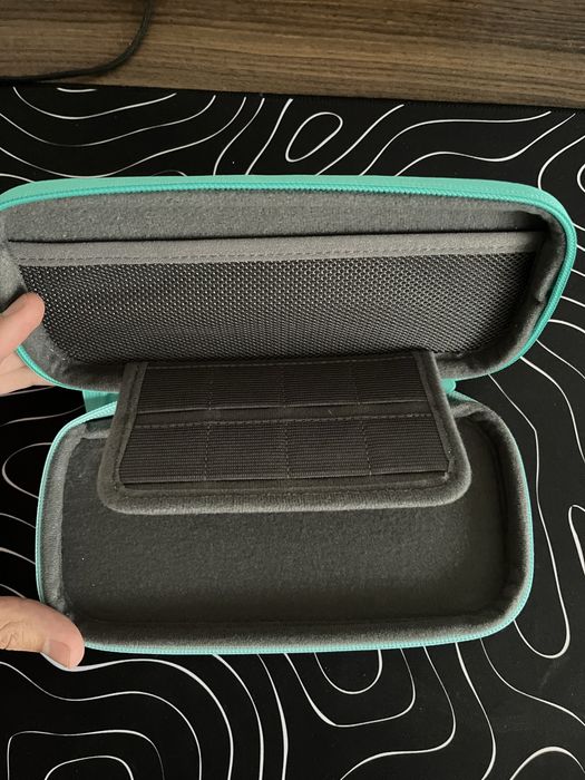 Husa Nintendo Switch Lite Animal Crossing edition + Thumb Grips