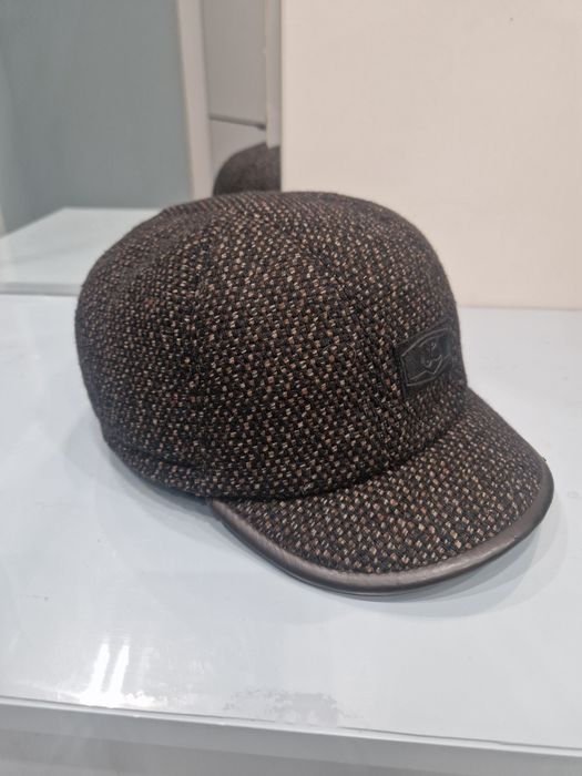 Продаю мужскую кепку осень-весна