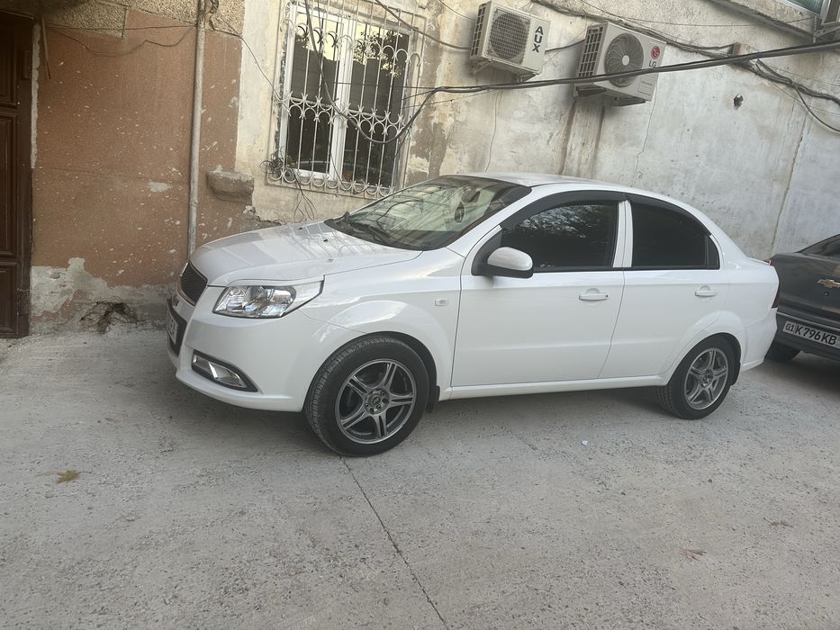 Продается нексия 3