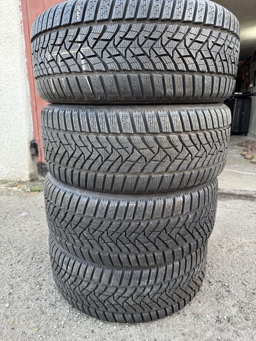 Anvelope iarna 235/45 R18