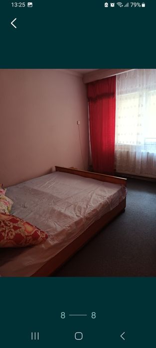De închiriat apartament cu 3 camere decomandat