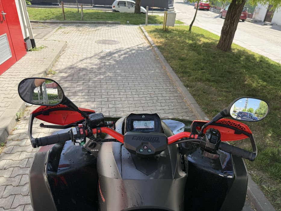 Can-am renegade 1000R