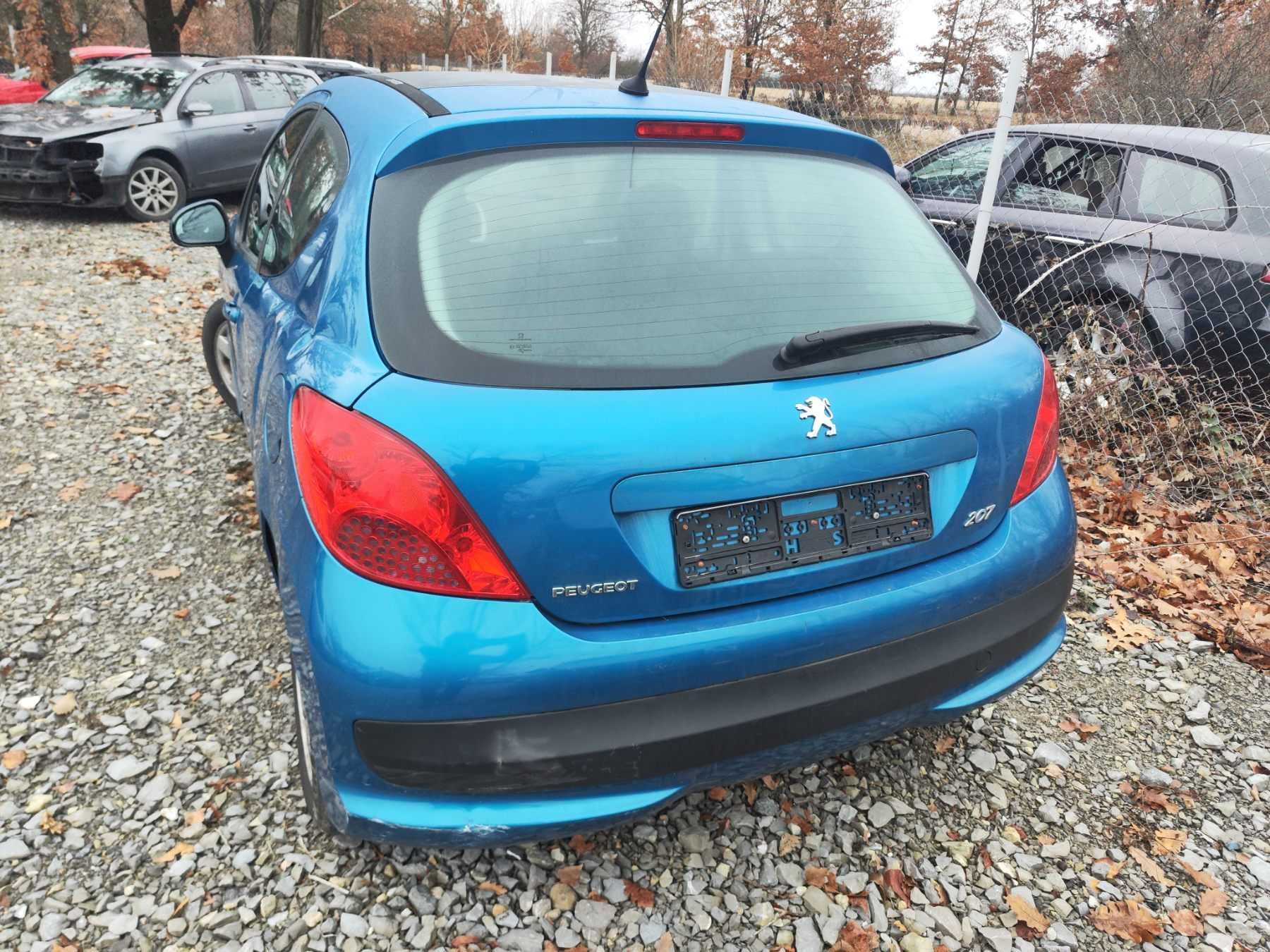 Peugeot 207 на части пежо 207 на част 120кс 1.6 бензин