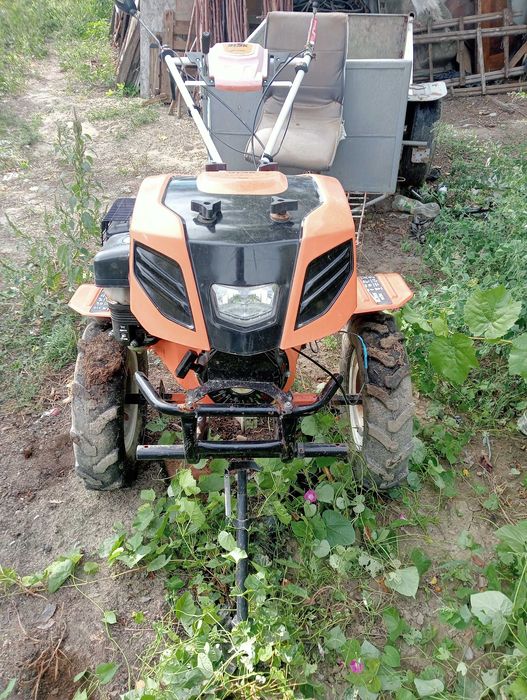 Vând motosapă 15 KP