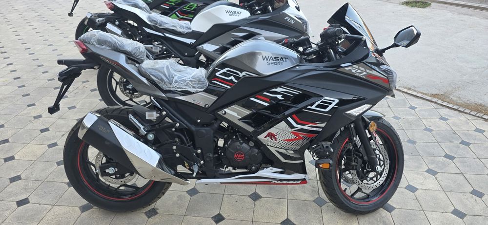 Кавасаки R7 янги