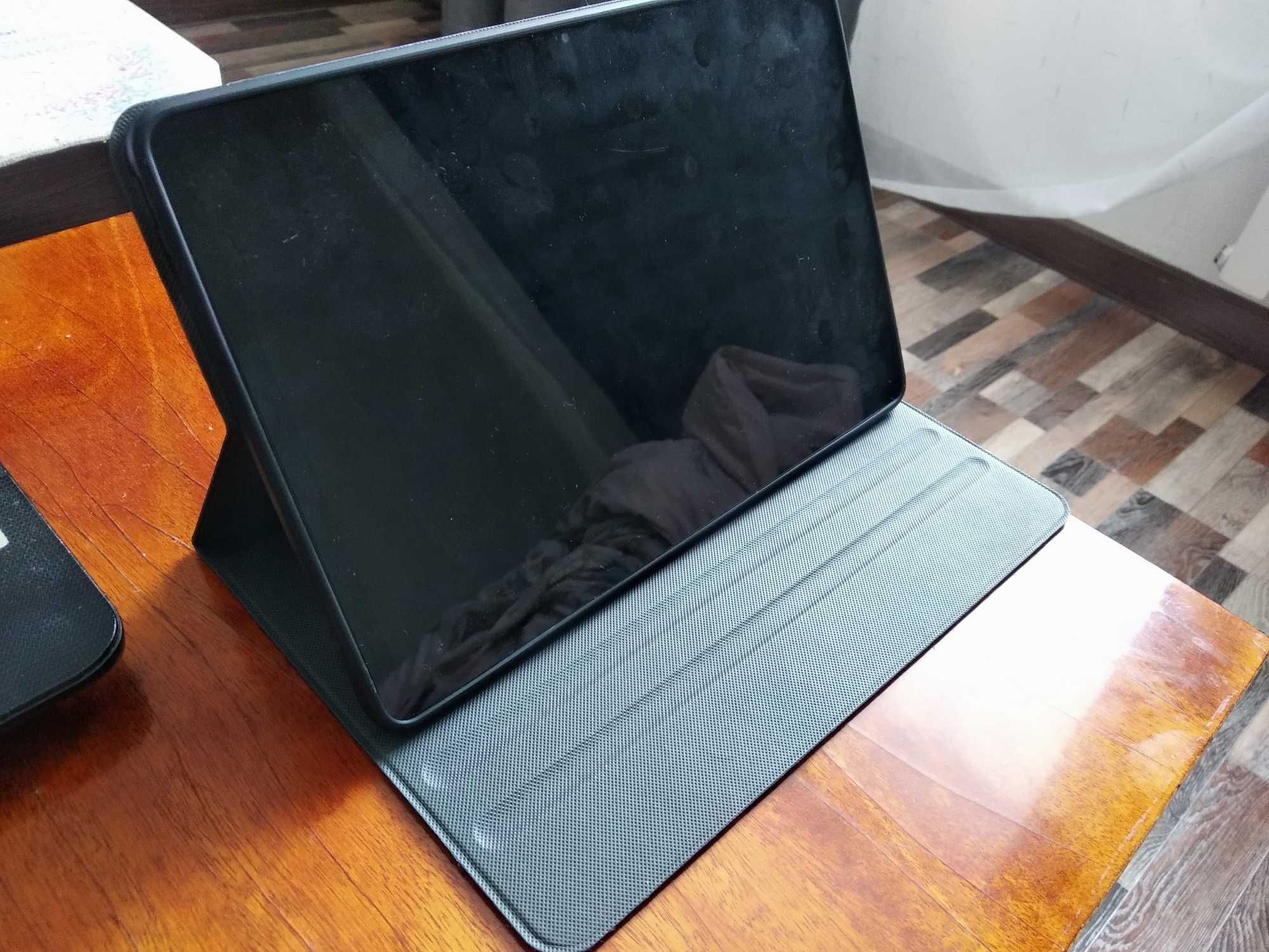 Планшет Lenovo Tab M11