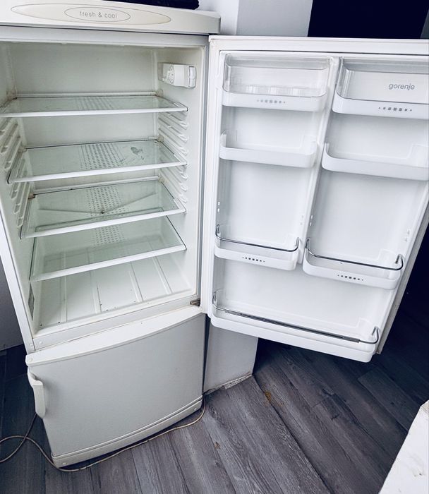 Продавам хладилник Gorenje – много запазен!