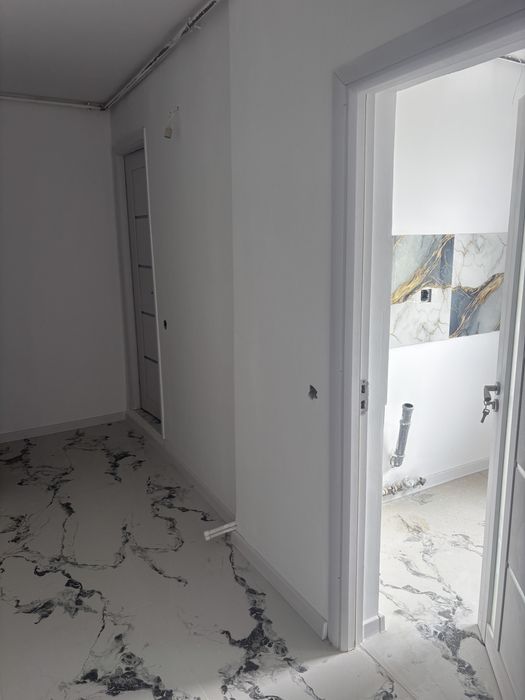 De vanzare apartamnet 2 camere complect  renovata