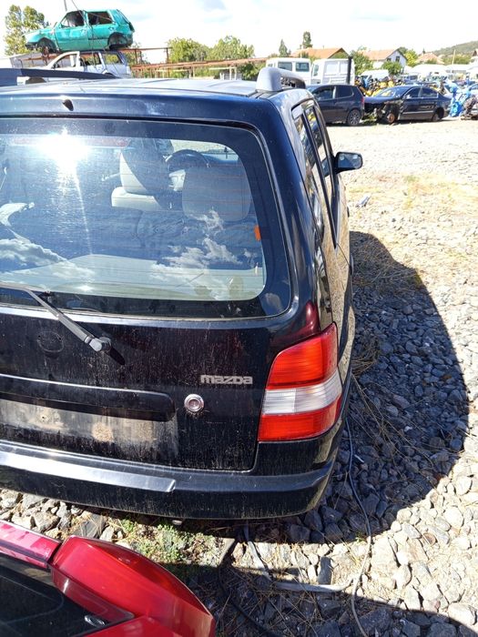 Мазда Демио бензин