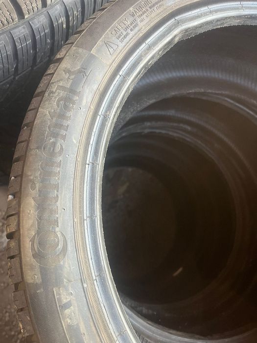 225/40 r18 de iarna 4 buc ca noi CONTINENTAL