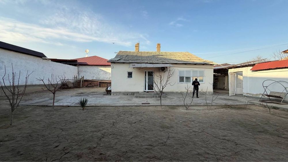 2 sotik yer sotiladi