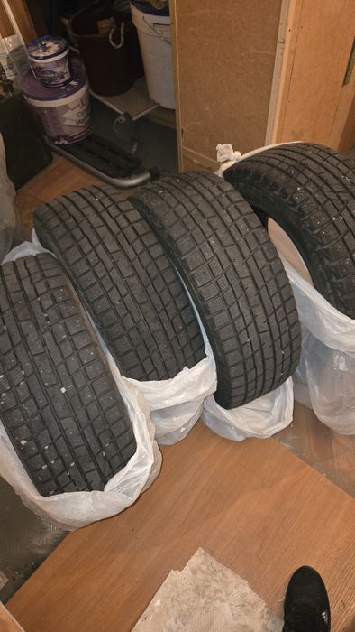 Шины  Yokohama  205/55/16 б/у