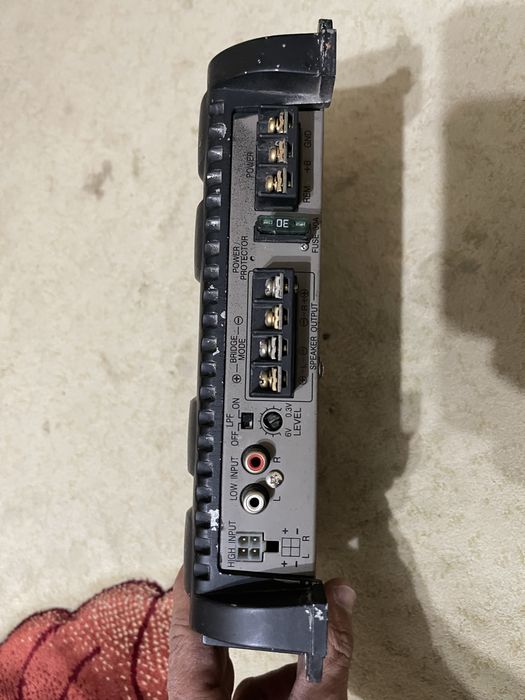 Продается усилитель JVC 350w