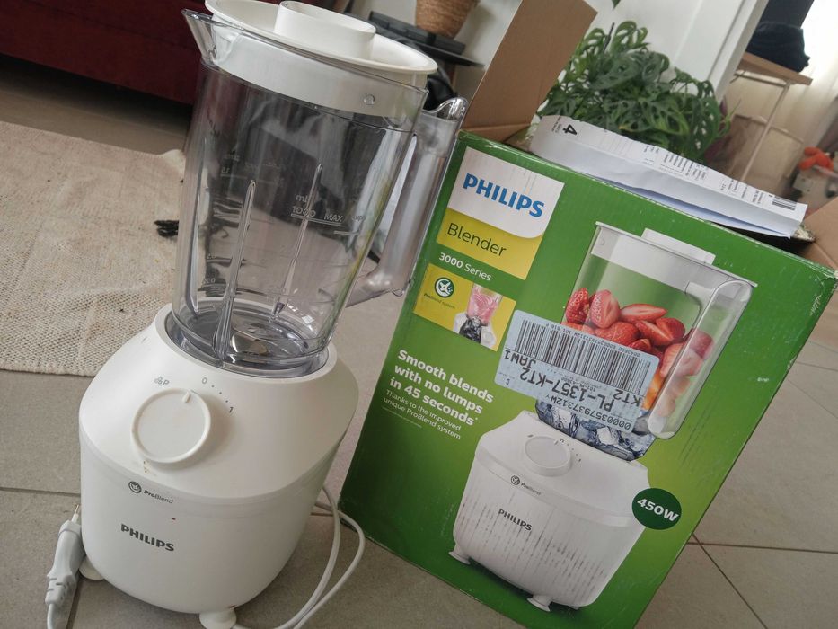 Блендер Philips HR2041 серия 3000 нов