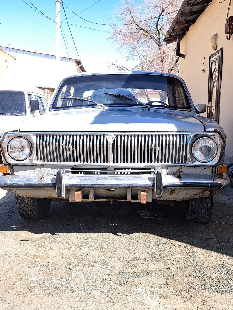 Vaz 24 Volga sotiladi