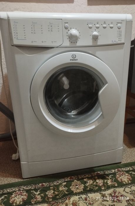 Стиральная машина  indesit