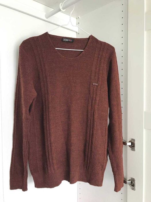 Мъжки пуловер размер М