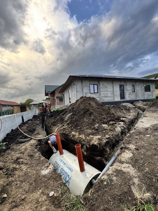 Inchirez miniexcavator si BASCULANTA