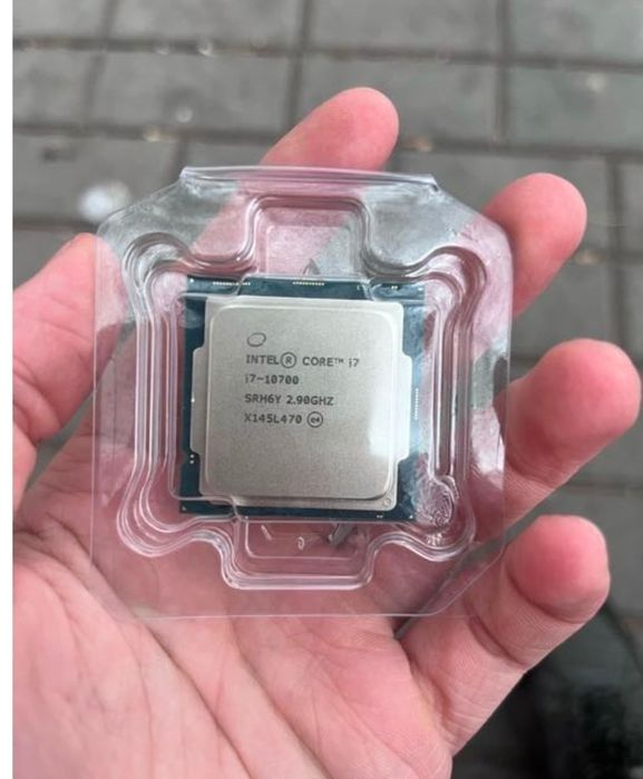 Процессор i7 10700
