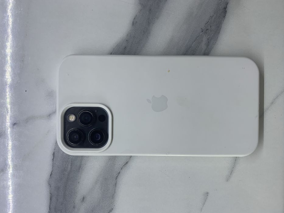 Продаю айфон 12 pro max