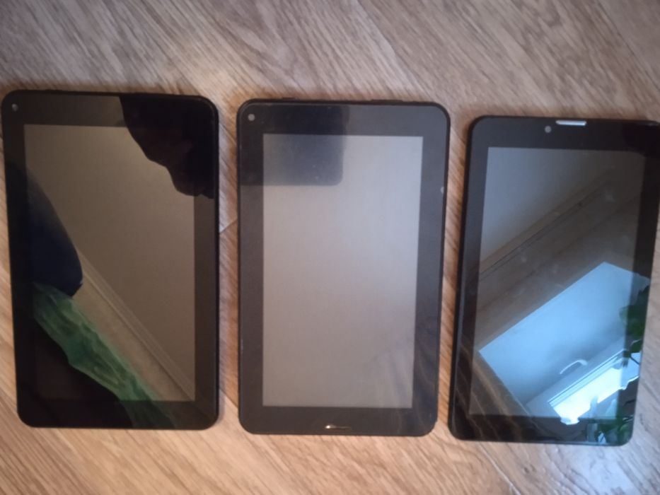 Продам планшеты .