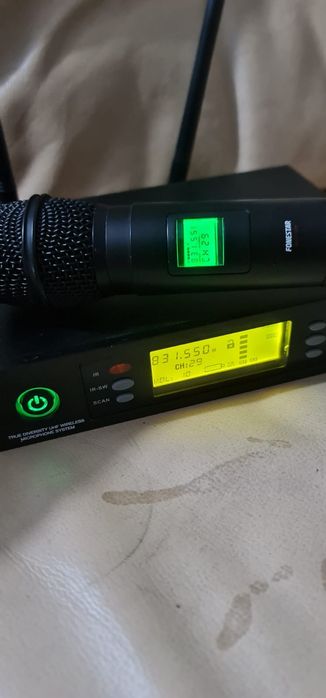 Microfon fără fir profesional