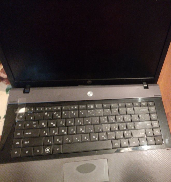 Простой Ноутбук HP 620