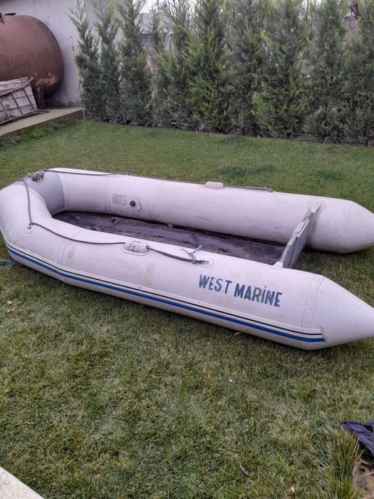 Barca gonflabila  pescuit