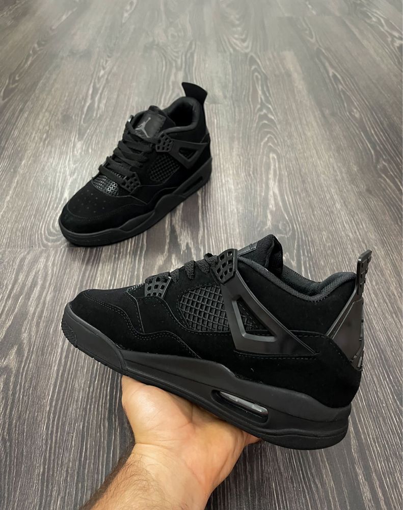 Adidasi Nike JORDAN 4 Albi|Negru | Millitary Black | Black Cat Unisex