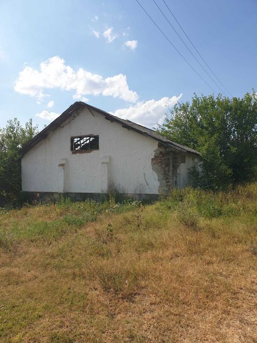 De vanzare Teren si Magazie Bragadiru, Jud Telorman.