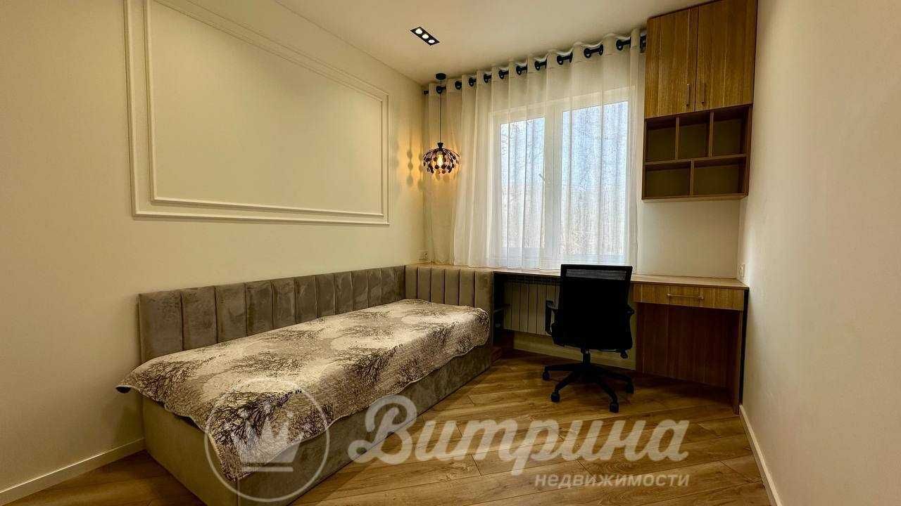 Срочно продается 3- комнатная квартира в центре города