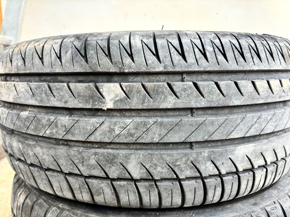 Гуми 215/45/16 летни