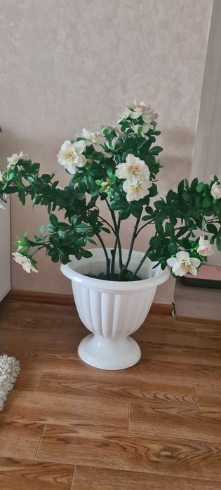 Продам искуственный цветок