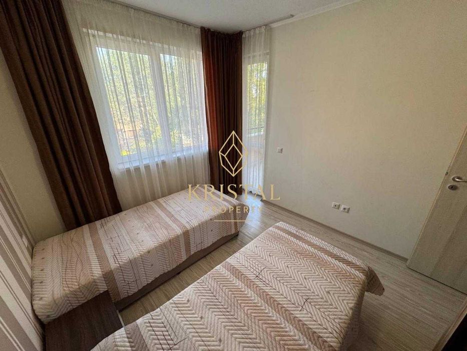 Продава се Тристаен апартамент в к.к. Слънчев бряг - 82 кв.м за 1592 €/кв.м - Снимка #12