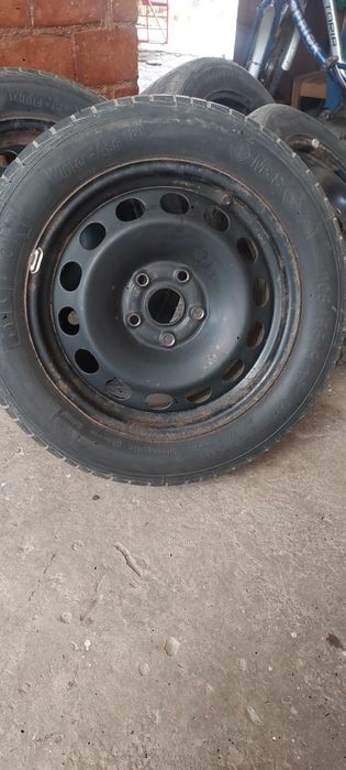 Vand jante cu anvelope de iarnă