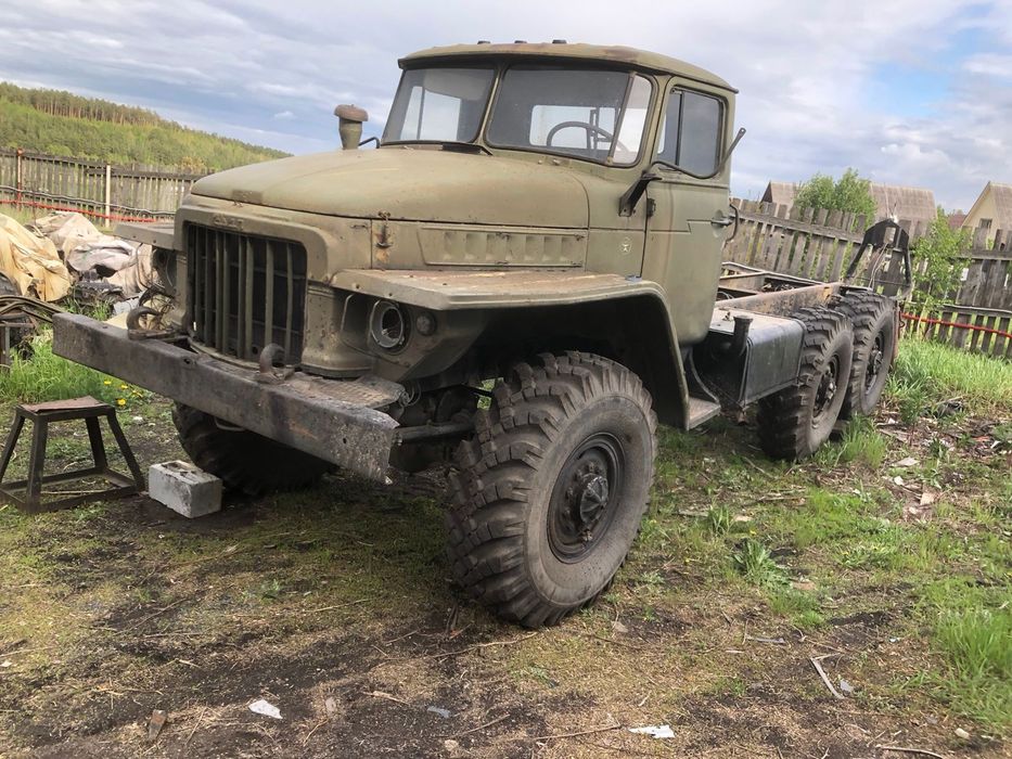 Запчасти на Урал375 с хранения Разбор