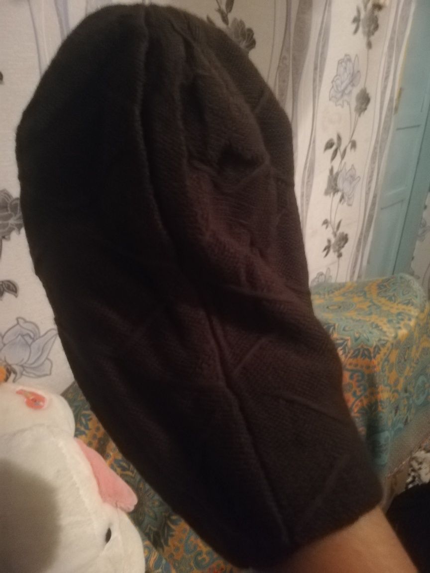 Шапки продам на зиму