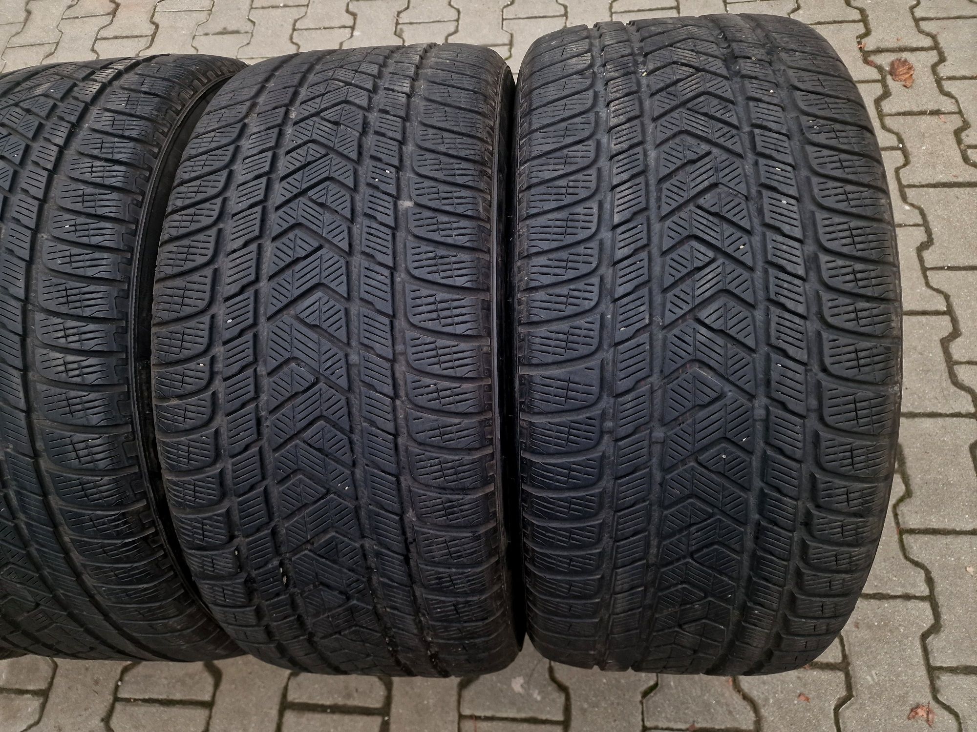 Anvelope 295 45 20 Pirelli roti jante BMW Audi Mercedes