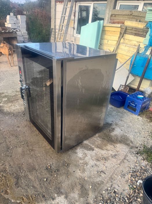 Cuptor profesional 10 tăvi EKA