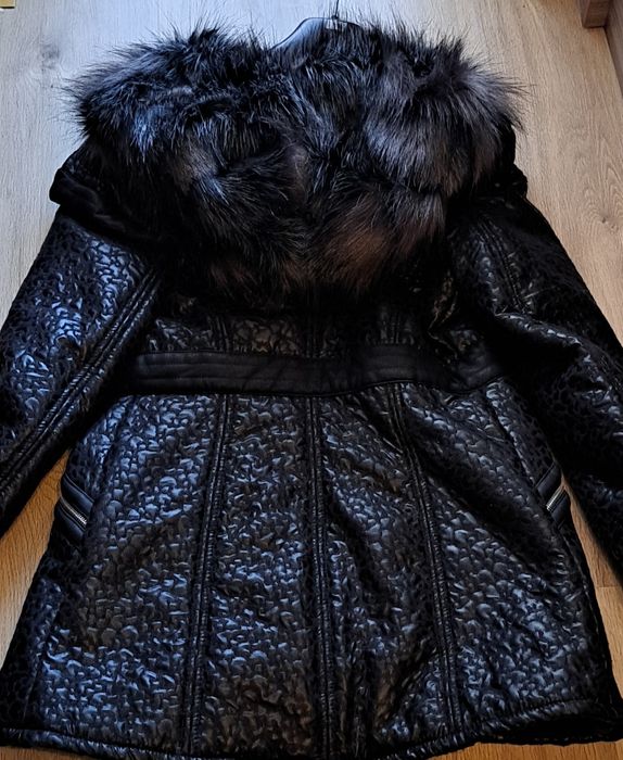 Двуредно дамско ватирано палто Radek's