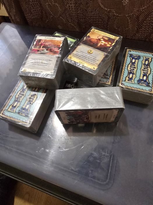 Карти за игра dominion седем пакета