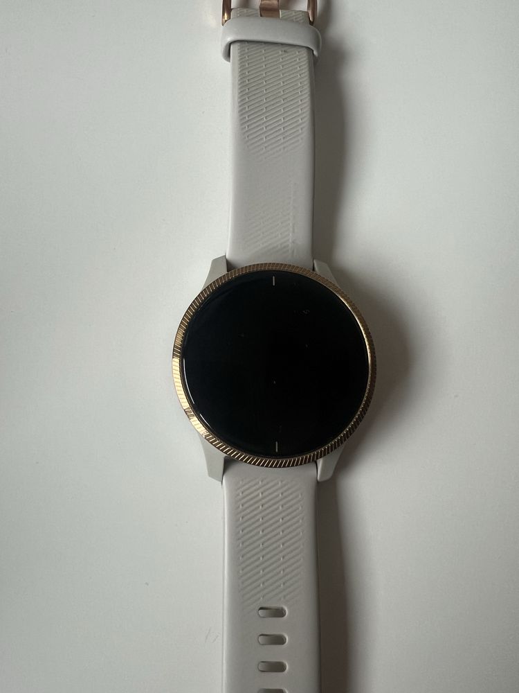Garmin Venu дамски часовник