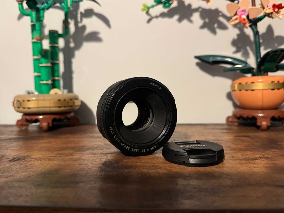 Canon EF 50mm f/1.8