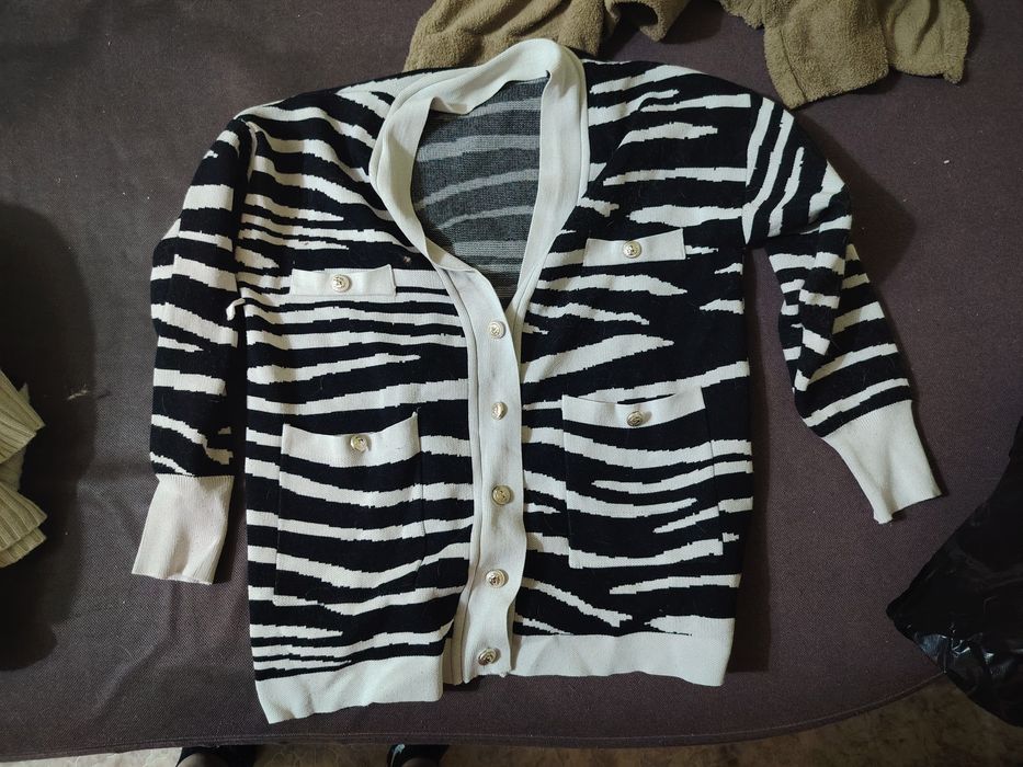 Кофты отдам бесплатно